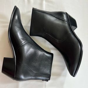 NWOT Loeffler Randall Joni Black Leather Ankle Boots